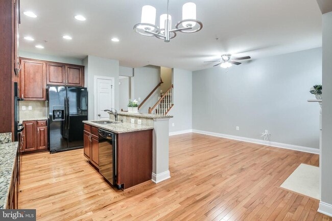 Building Photo - 2260 Brimstone Pl