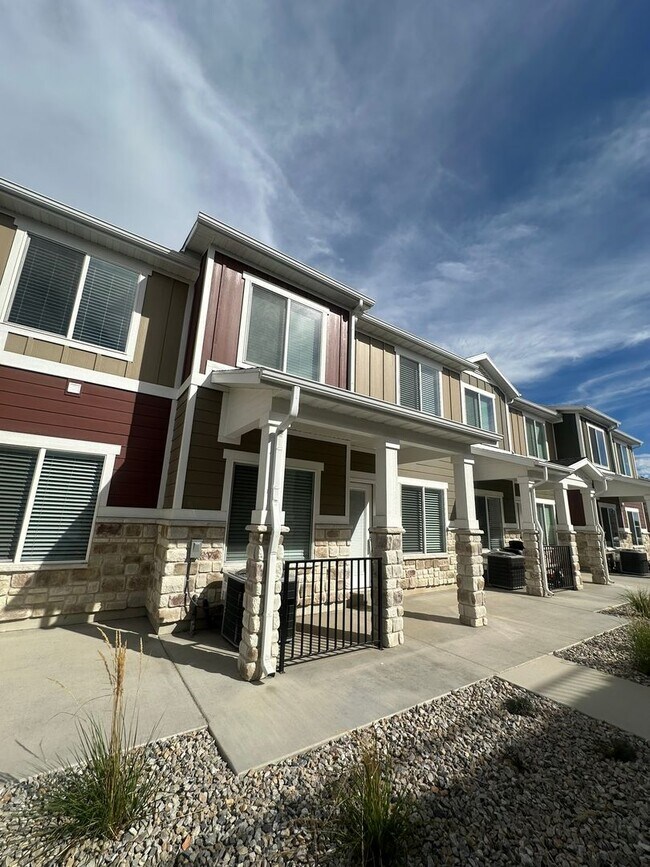 Building Photo - 3139 E Thorley Dr