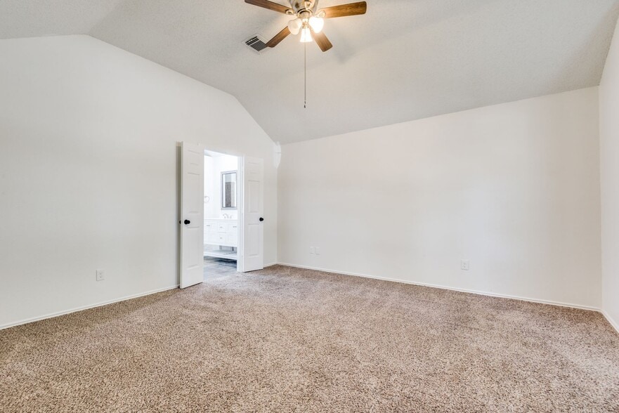 Building Photo - 1108 Bay Shore St