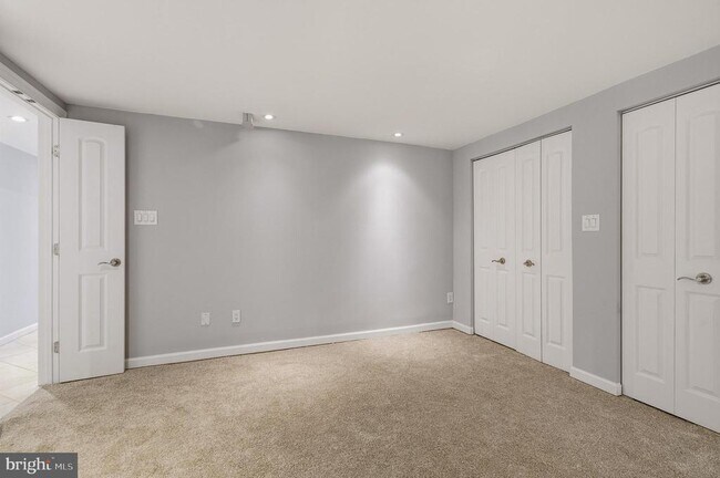 Building Photo - 2117 S St NW