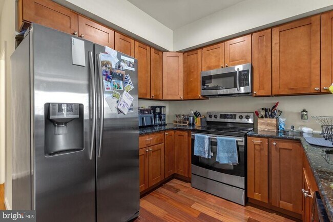 Building Photo - 1509 Frankford Ave