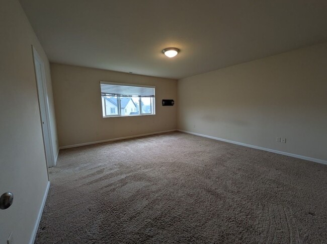 Building Photo - North Albany 4 bedroom single family house
