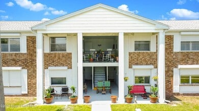 Building Photo - 190 E Olmstead Dr