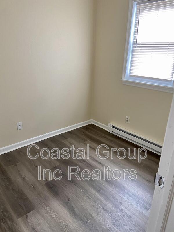 Building Photo - 1438 Kingston Ave