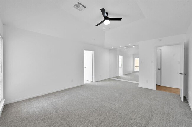 Building Photo - 12326 Rocky Knoll Dr