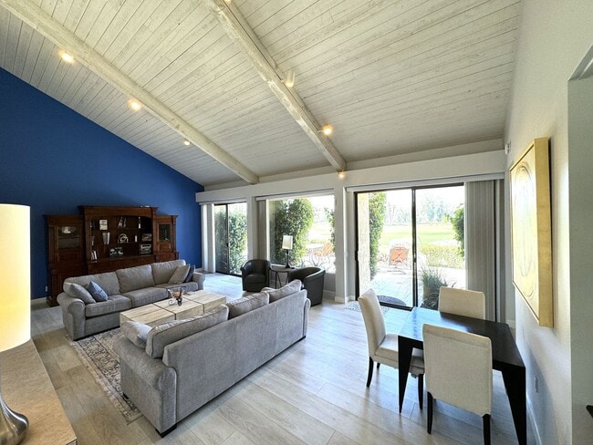 Building Photo - COMING SOON!! Charming 2 Bedroom/2 Bath FURNITURE OPTIONAL Condo in Misson Hills!!