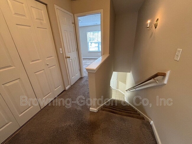 Building Photo - 3063 Harpeth Springs Dr