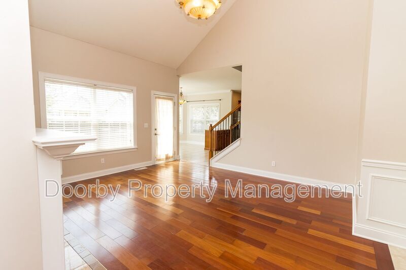 Building Photo - 8584 Sunridge Dr