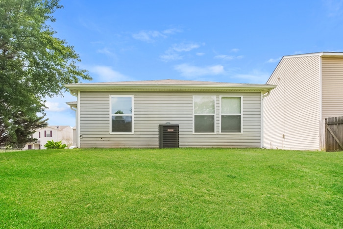 Building Photo - 109 Jesse Layne Dr