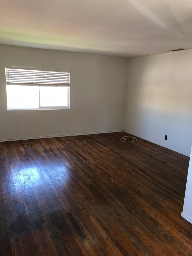 Building Photo - 5551 Costello Ave