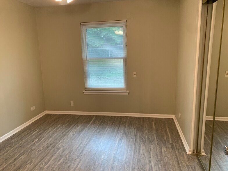 Building Photo - 3810 Warpath St