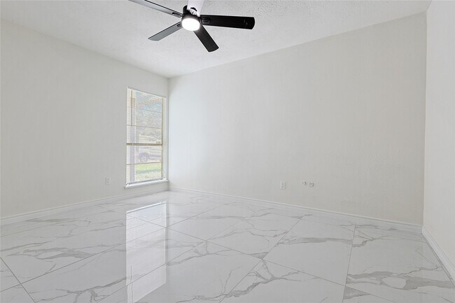 Building Photo - 6814 Loch Langham Dr