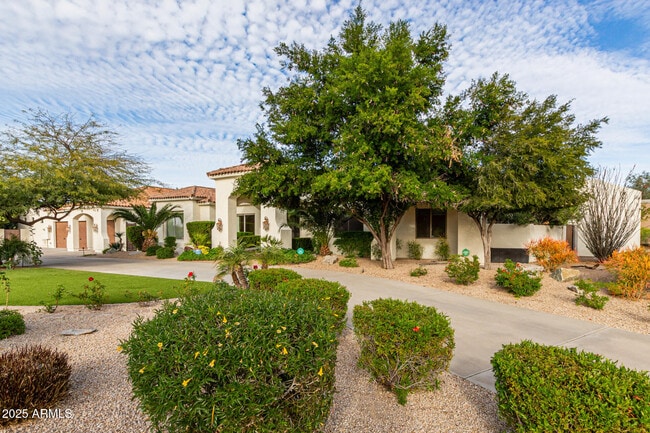 Building Photo - 7002 E Aster Dr