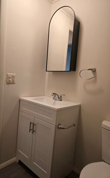 Bathroom - 168 Sackett Rd