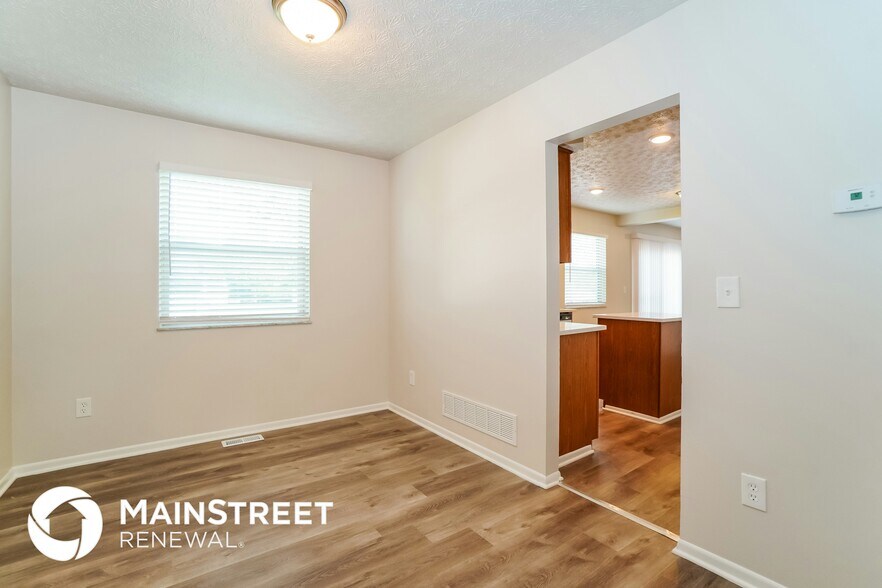 Building Photo - 8492 Kingsley Dr