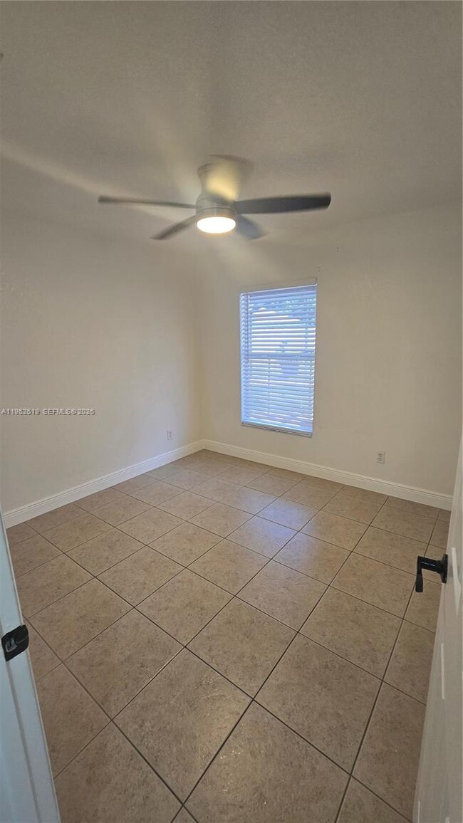 Building Photo - 2372 Topaz Trail