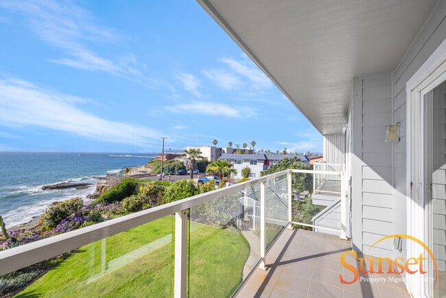 Building Photo - 4985 Coronado Ave