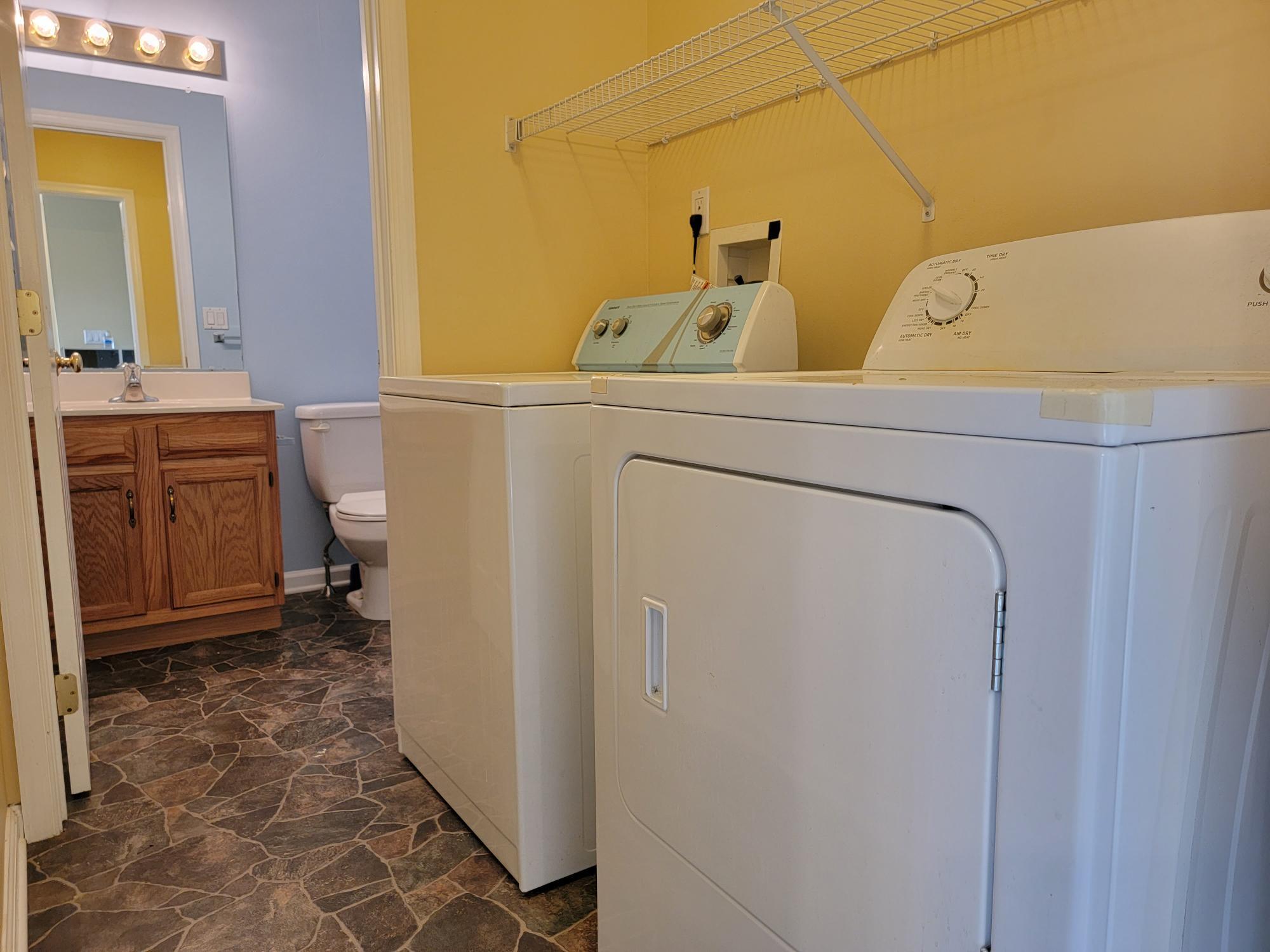 Building Photo - 2006 Greystone Dr