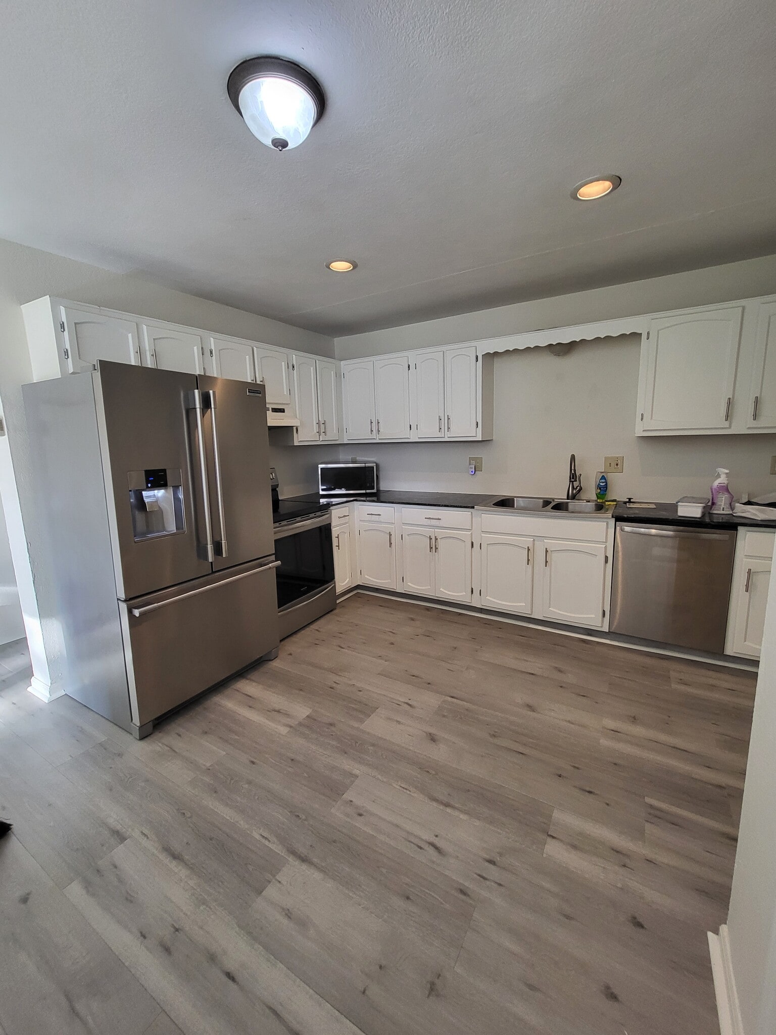 Kitchen - 5516 NW Homer White Rd