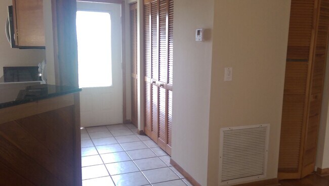 Building Photo - MOVE IN SPECIAL $250  OFF!  Pet friendly P...