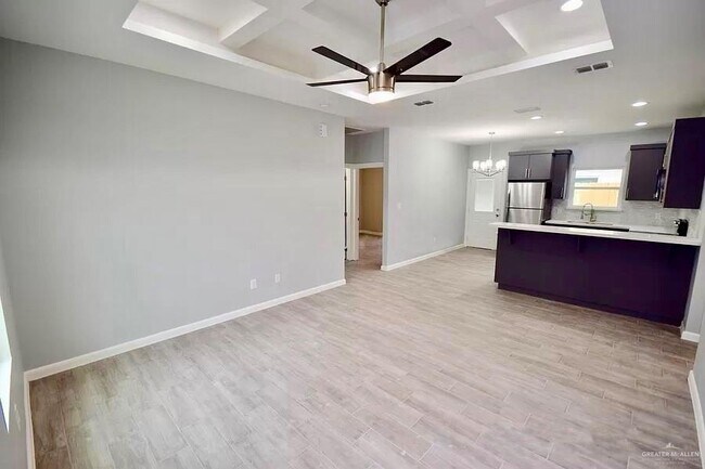 Building Photo - 1412 S Iris St
