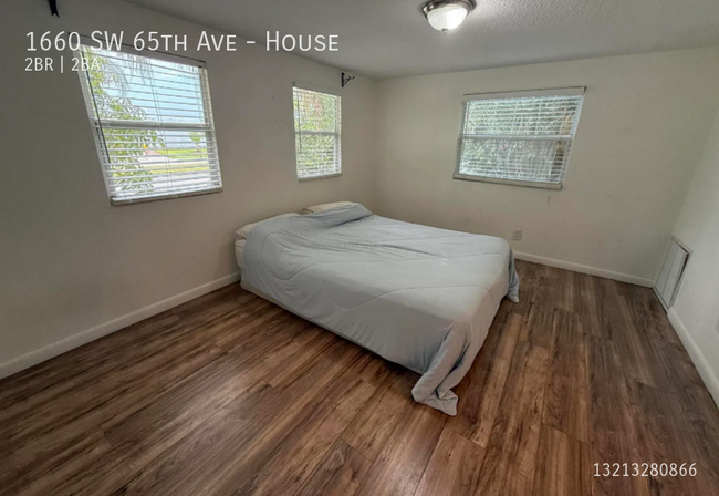 Building Photo - 1660 SW 65th Ave