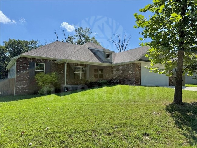 Primary Photo - 34 Dirleton Dr