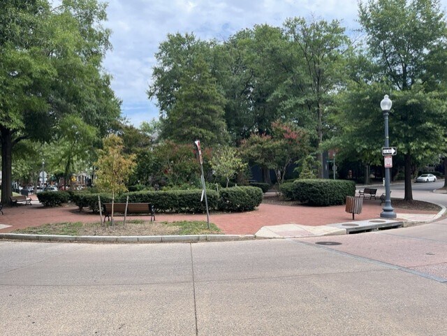 Anna Cooper Circle - 301 T St NW
