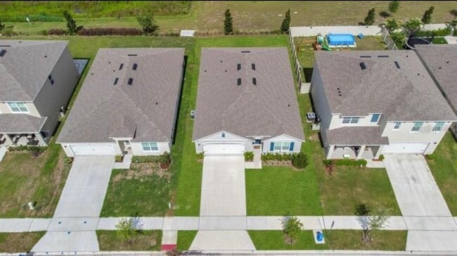 Building Photo - 5327 Timberland Ave