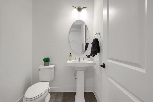 Building Photo - 28206 Clear Breeze Ct