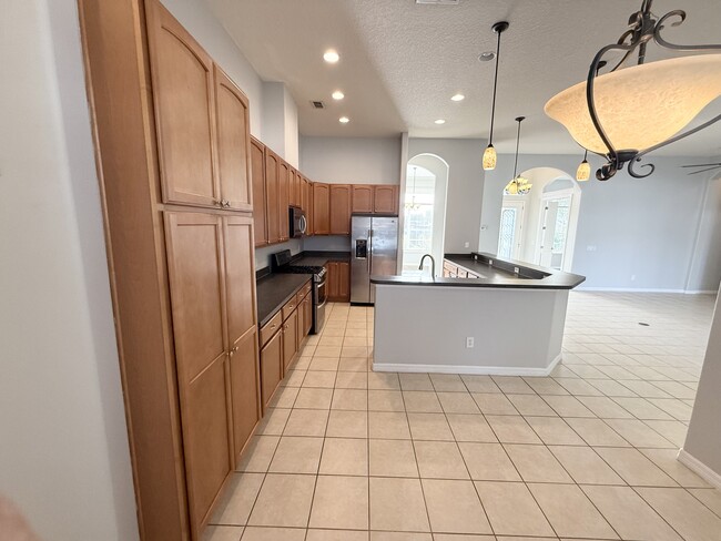 Building Photo - 4420 Harts Cove Way