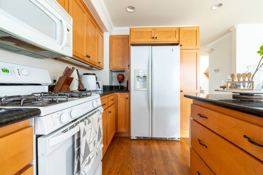 Primary Photo - 217 23rd Ave