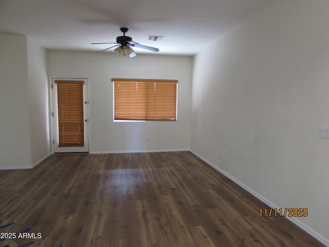 Building Photo - 102 N 118th Ave