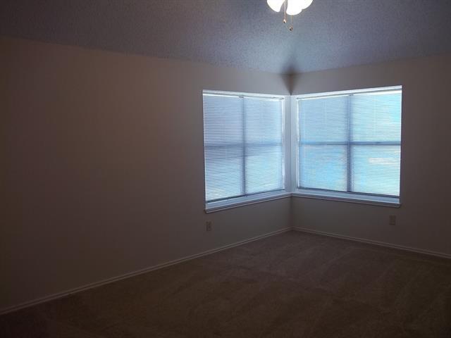 Building Photo - 936 Ember Ln