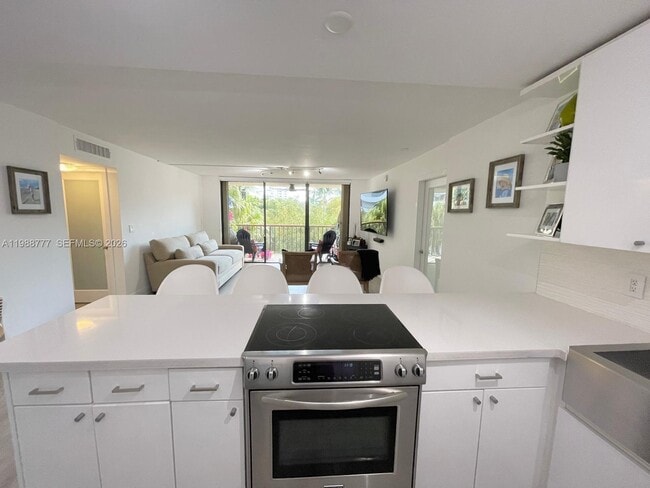 Building Photo - 101 Ocean Ln Dr