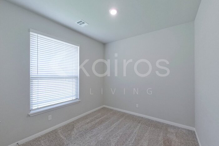 Building Photo - 900 NW 6th St