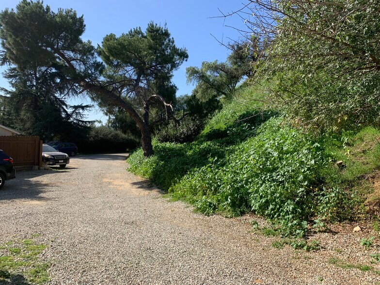 Building Photo - 6215 Monterey Rd