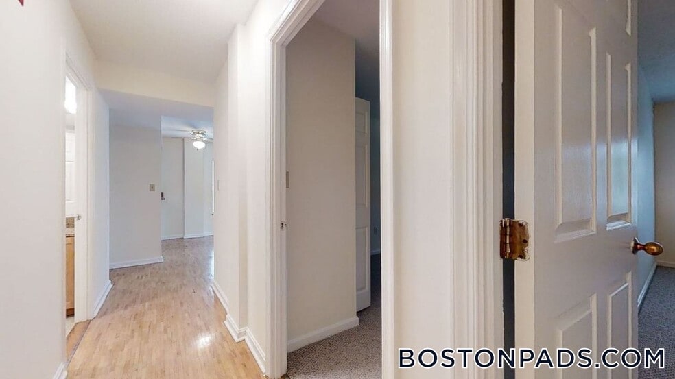 Building Photo - 345 Franklin St