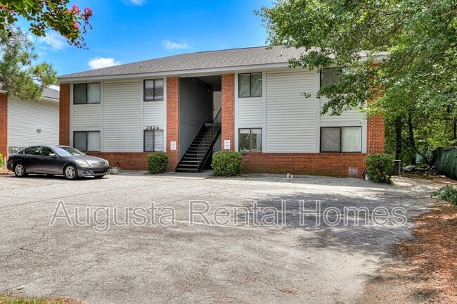 Building Photo - 2824 Thomas Ln
