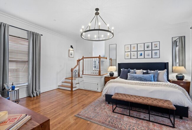 Building Photo - 315 Augusta Ave