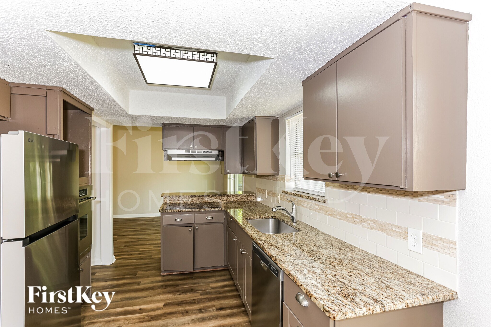 Building Photo - 1602 Geraldine Ln