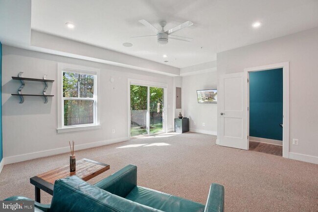 Building Photo - 1641 Bandit Loop