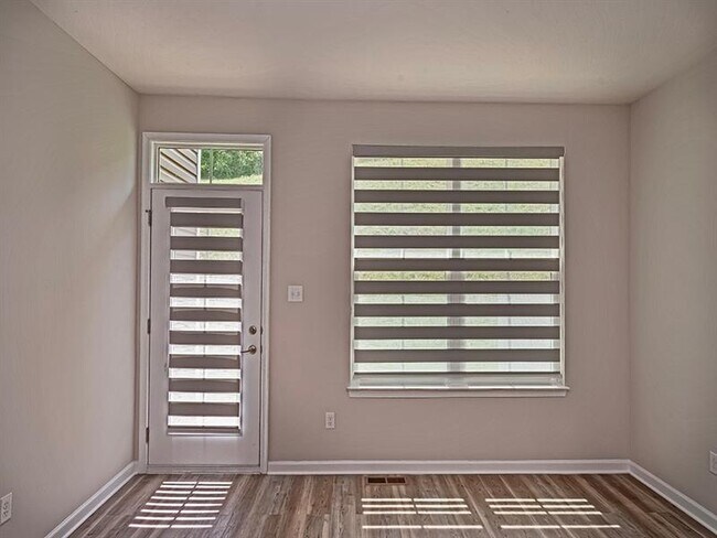 Building Photo - 117 Melinda Ct