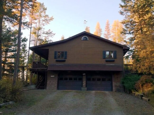 Building Photo - Wonderful Unfurnished 3 Bed 3 Bath Home ou...