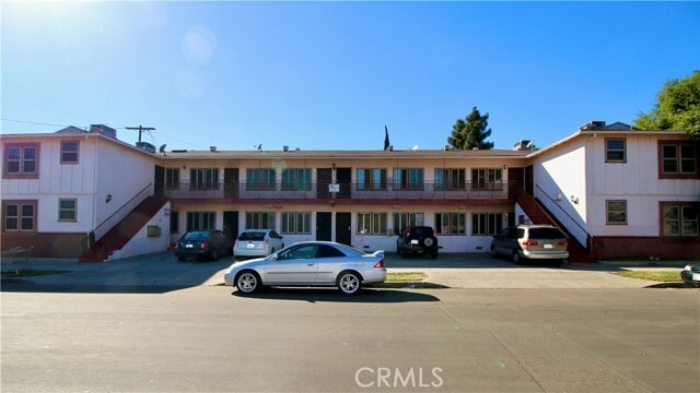 Building Photo - 6951 Simpson Ave