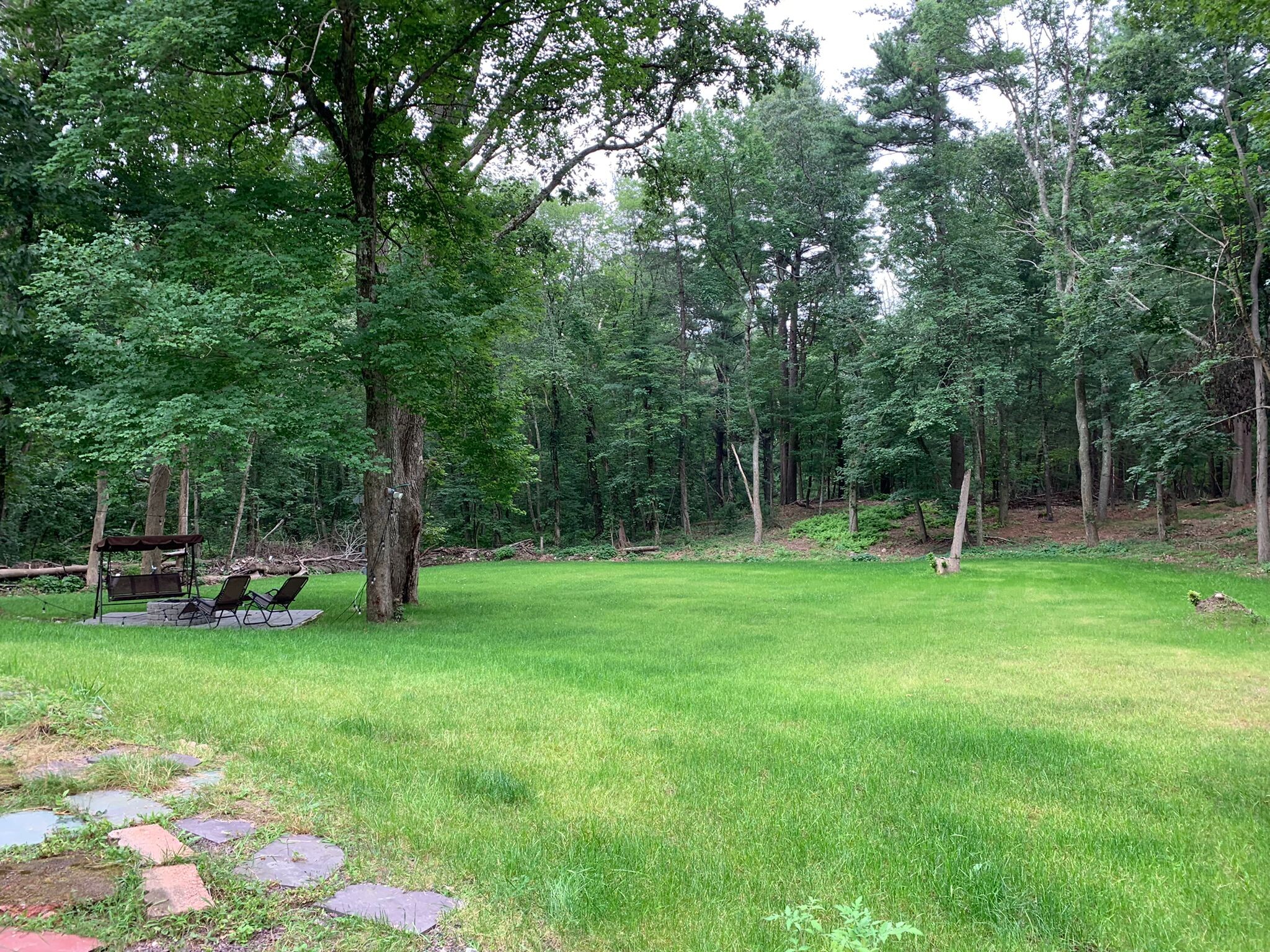 Backyard - pic1 - 15 Sherwood Cir