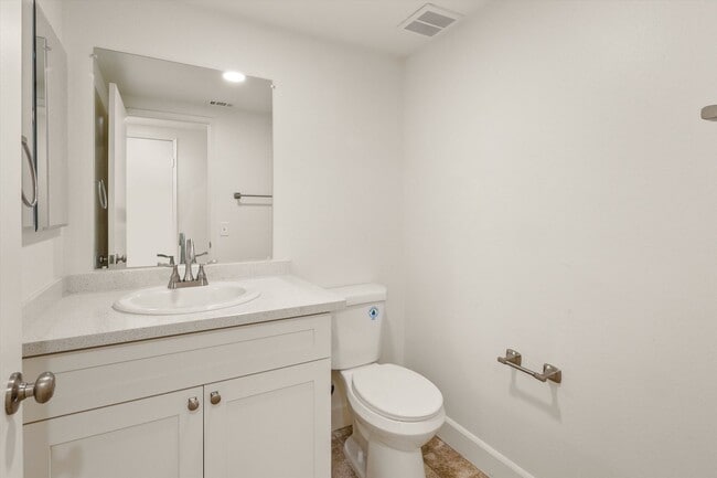 Building Photo - Renovated 2bed x 2.5bath Townhouse with Private Patio & 2-Car Garage