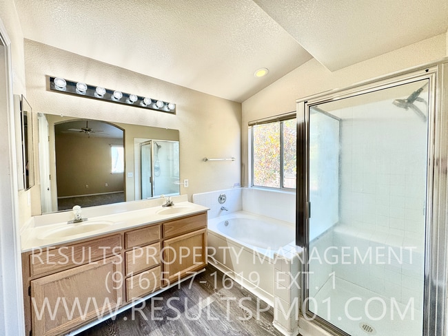 Building Photo - Beautiful Remodeled 4 Bedroom Citrus Heights Beauty!