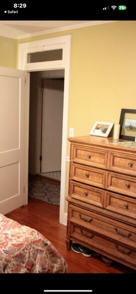 Building Photo - 802 S Bonham Rd