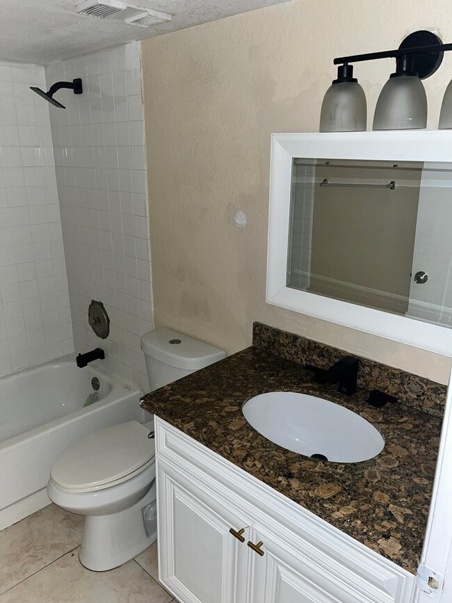 Building Photo - 1561 Windorah Way